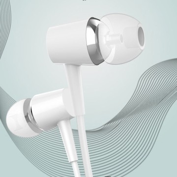 In ear headphones wired headphones