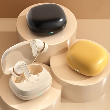 Wireless Bluetooth in ear headphones